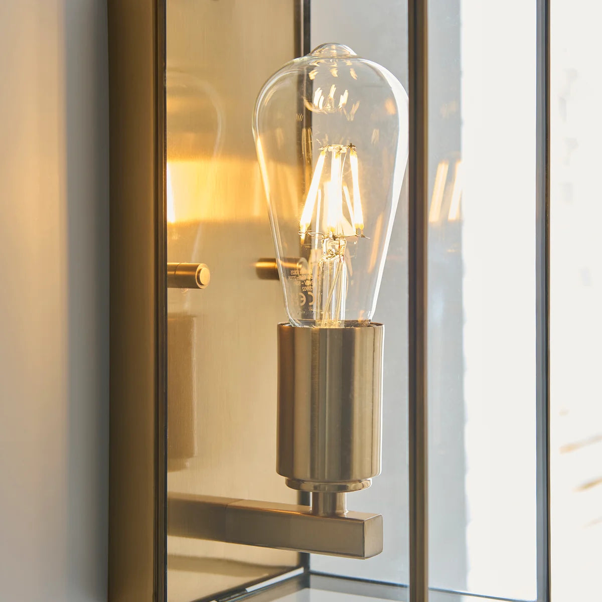 Talis Beaumont Boxed Glass Wall Light